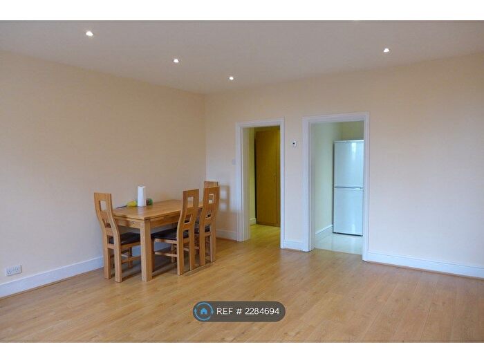 1 Bedroom Flat To Rent In Highgate, London, N6