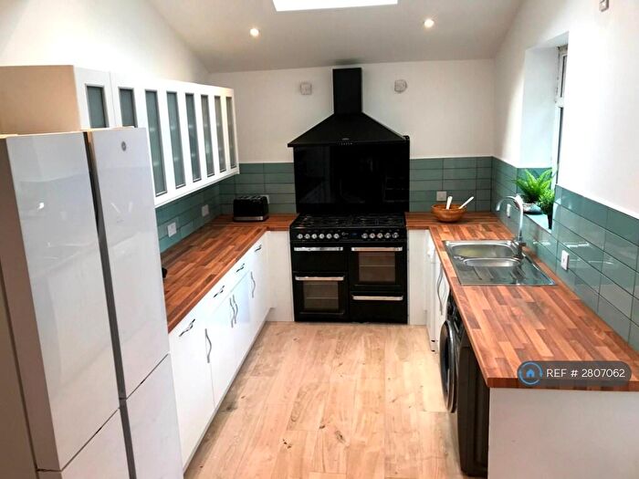 6 Bedroom Terraced House To Rent In Saxony Road, Liverpool, L7