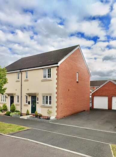 3 Bedroom Semi-Detached House For Sale In Skylark Road, Melksham, Wiltshire, SN12