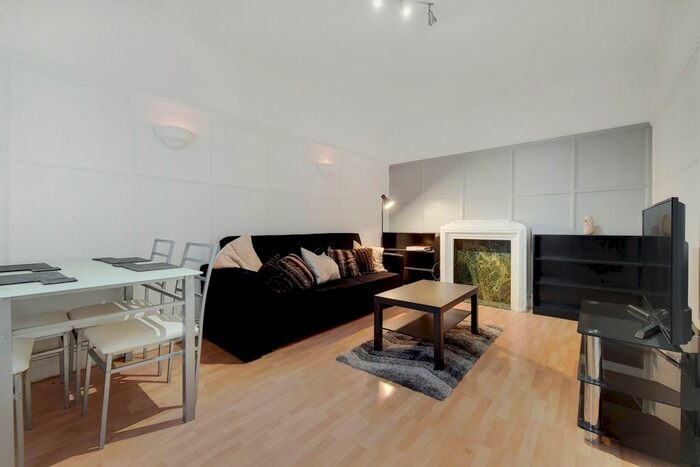 1 Bedroom Flat To Rent In Hinde Street, London, W1U