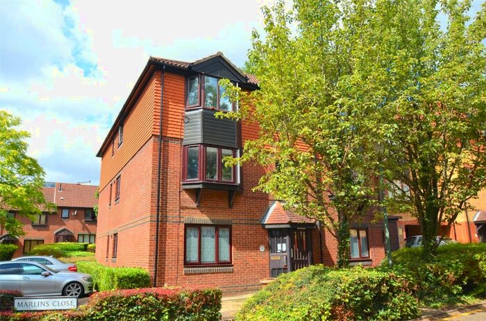 2 Bedroom Apartment To Rent In Marlins Close, Sutton, SM1
