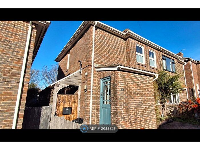 3 Bedroom Semi Detached House To Rent In Firle Road, Brighton, BN2