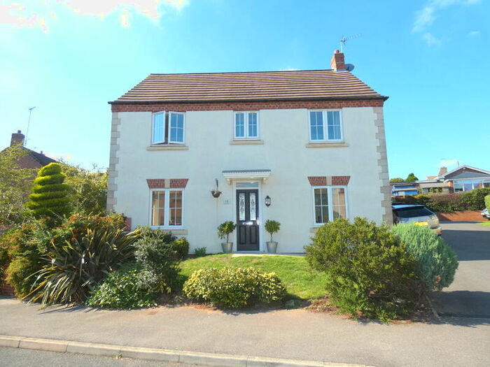 4 Bedroom Detached House To Rent In Windermere Close, Mansfield Woodhouse, NG19