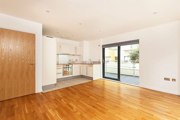 2 Bedroom Flat To Rent In Lock House, Oval Road, London, NW1