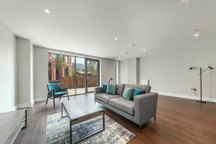 3 Bedroom Flat To Rent In Leamouth Road, Orchard Wharf, London, E14