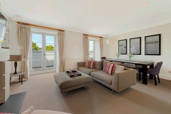 2 Bedroom Flat To Rent In Onslow Square, London, SW7