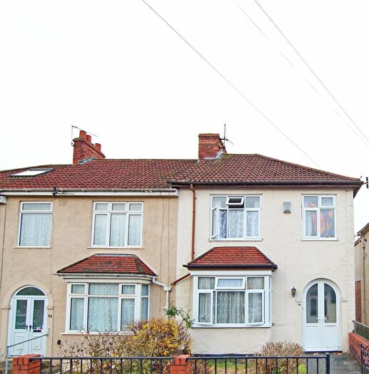 4 Bedroom Semi-Detached House To Rent In Filton Grove, Horfield, Bristol, BS7