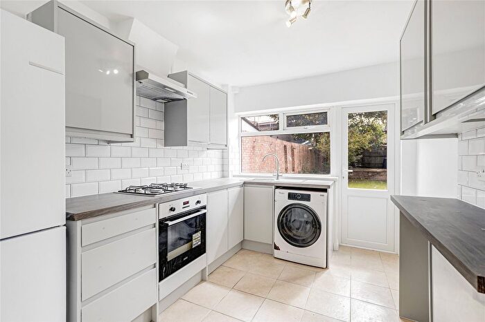 5 Bedroom Detached House To Rent In Ashbourne Road, Mitcham, CR4