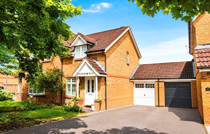 2 Bedroom Semi-Detached House For Sale In Cave Grove, Emersons Green, Bristol, BS16