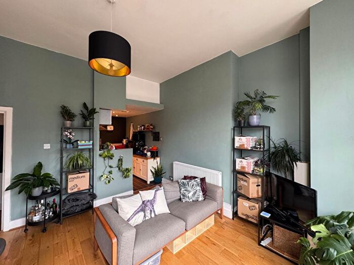 2 Bedroom Flat To Rent In Bedford Street South, Toxteth, Liverpool, L7