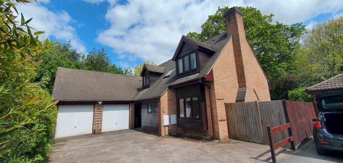 4 Bedroom Detached House To Rent In Fullerton Way, Tadley, RG26