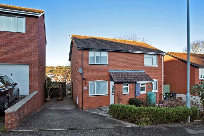 2 Bedroom Property For Sale In Headway Rise, Teignmouth, TQ14