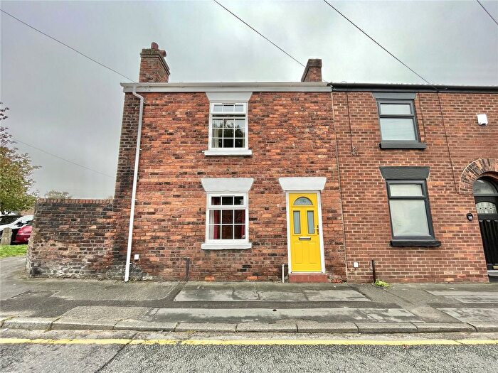 2 Bedroom End Of Terrace House For Sale In Derby Road, Widnes, Cheshire, WA8