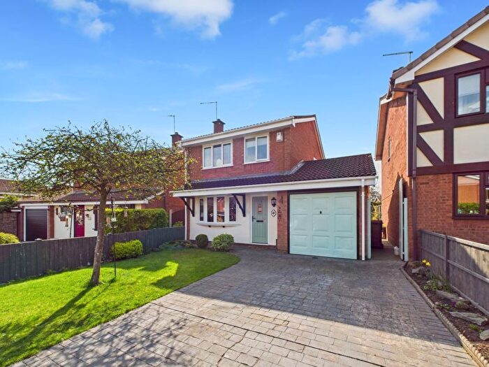 3 Bedroom Detached House For Sale In Lake End Drive, Homer Lake, Telford, Shropshire., TF3