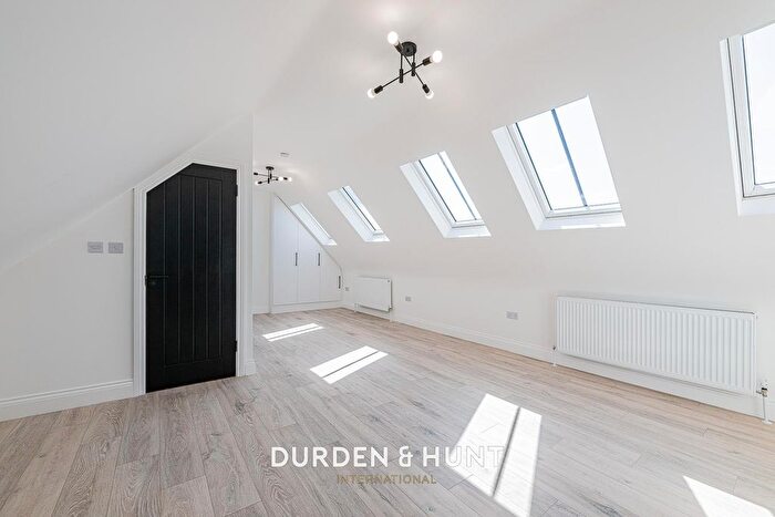 1 Bedroom Studio To Rent In High Street, Ongar, CM5