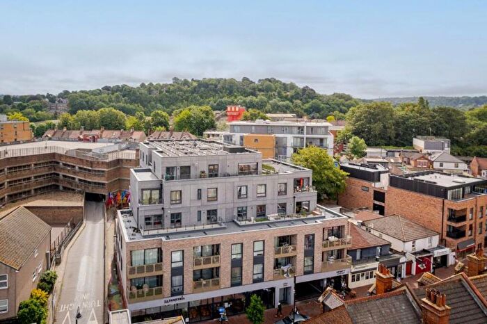 1 Bedroom Apartment For Sale In High Street, Calum Court, CR8