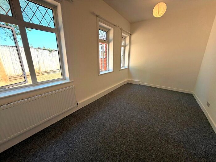 1 Bedroom Apartment To Rent In Bradley Road, Trowbridge, BA14