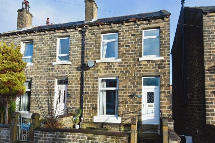3 Bedroom Semi-Detached House To Rent In Stoney Lane, Longwood, Huddersfield, HD3