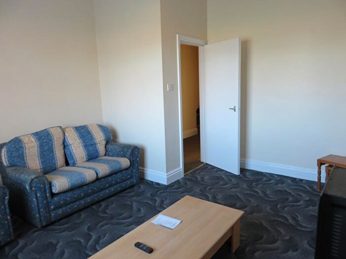 3 Bedroom Terraced House For Sale In Leonard Street, Hull, HU3