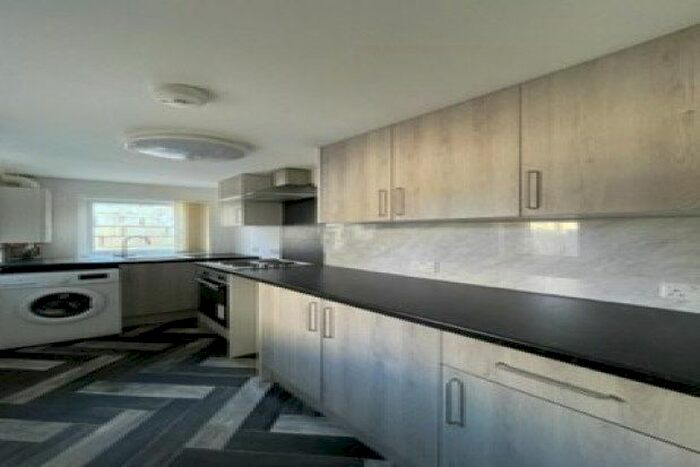 2 Bedroom Property To Rent In Athol Street North, Burnley, BB11