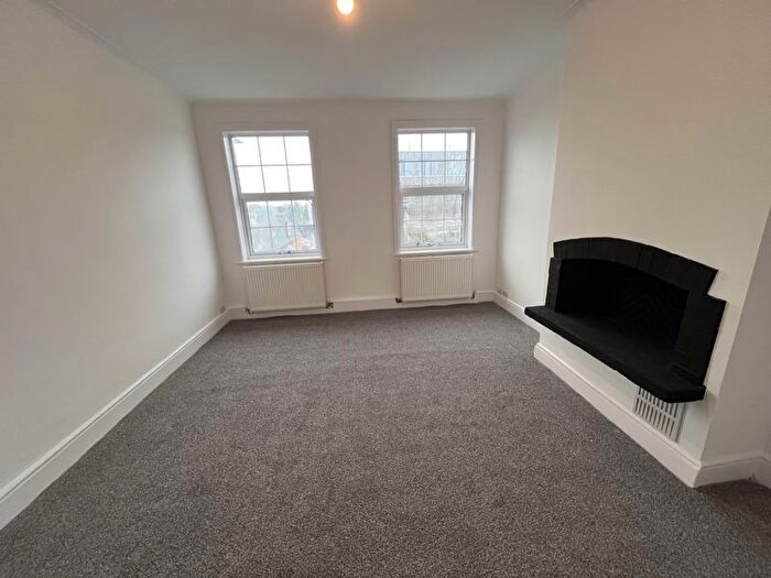 1 Bedroom Property To Rent In High Street, Edgware, HA8