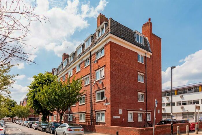 Studio To Rent In Digby Street, E2