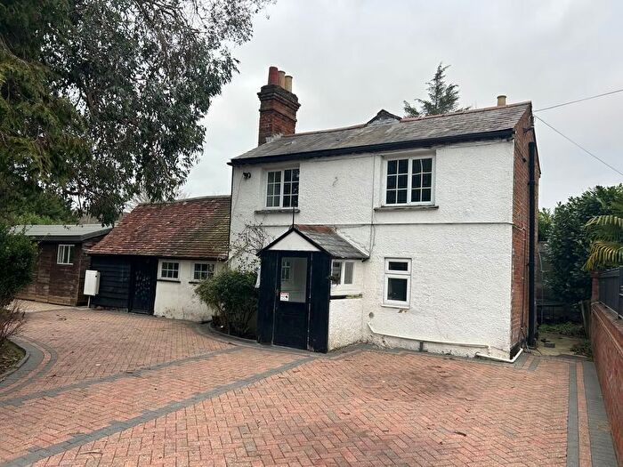 4 Bedroom Detached House To Rent In Solesbridge Lane, Rickmansworth, WD3