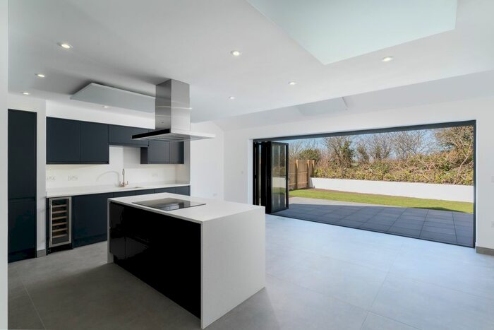 4 Bedroom Detached House For Sale In North Country, Redruth, TR16