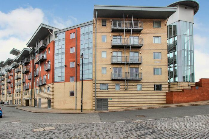 2 Bedroom Flat To Rent In River View, Low Street, Sunderland, Tyne And Wear, SR1
