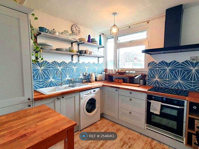 1 Bedroom Flat To Rent In Buxton Court, London, N1