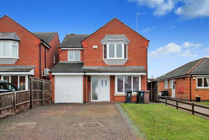 4 Bedroom Detached House To Rent In Lavender Close, Thrapston, NN14