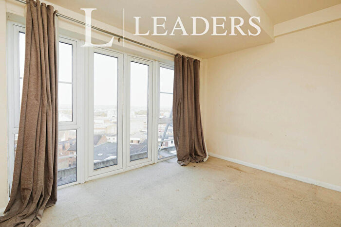 2 Bedroom Flat To Rent In Babington Court, Derby City, DE1