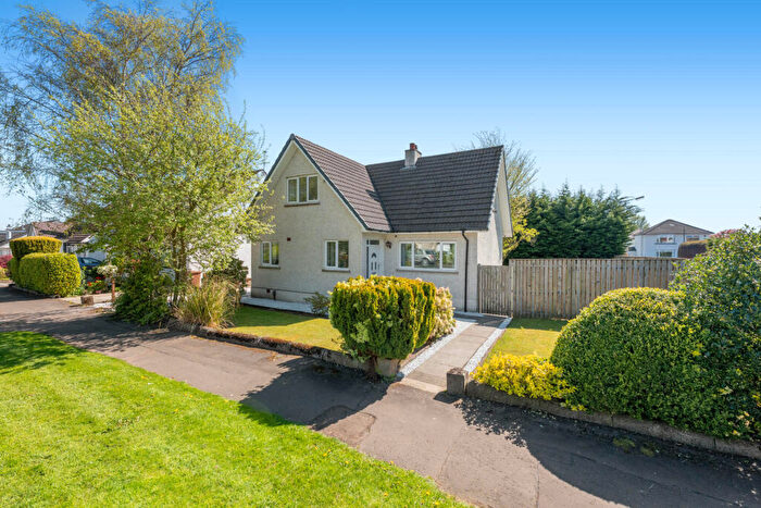3 Bedroom Detached House For Sale In Mearns Road, Newton Mearns, G77