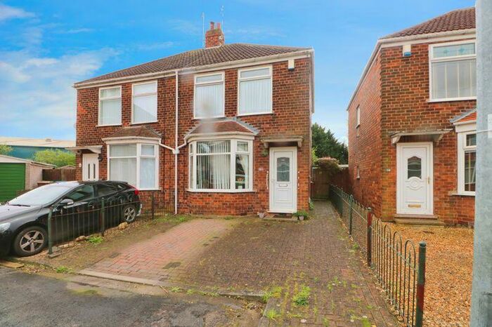 2 Bedroom Semi-Detached House To Rent In Jill Grove, Hessle, HU13
