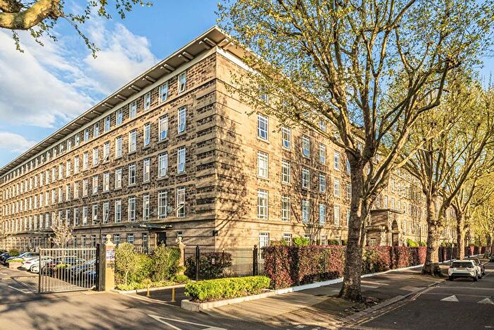 2 Bedroom Flat To Rent In Bromyard Avenue, Acton, W3