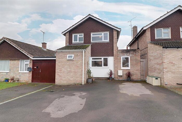3 Bedroom Detached House For Sale In Elmlea Road, Kings Stanley, Stonehouse, GL10