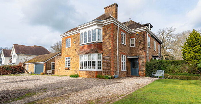 4 Bedroom Semi Detached House For Sale In The Ridgeway, Northaw, Potters Bar, EN6