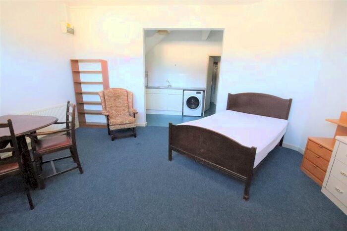 Studio To Rent In Chesterton Road, Cambridge, CB4