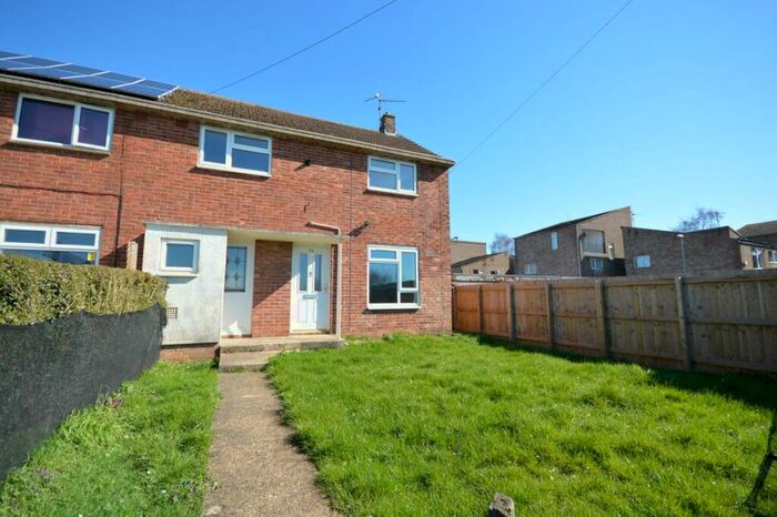 3 Bedroom House To Rent In Rodney Drive, NN17