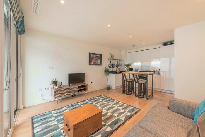 2 Bedroom Apartment To Rent In Capitol Way, London, NW9