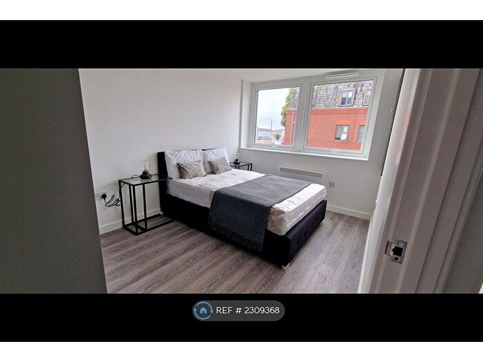 1 Bedroom Flat To Rent In Montrose House, Slough, SL1