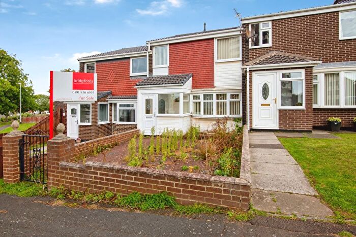2 Bedroom Terraced House For Sale In Dishforth Green, Gateshead, Tyne And Wear, NE9