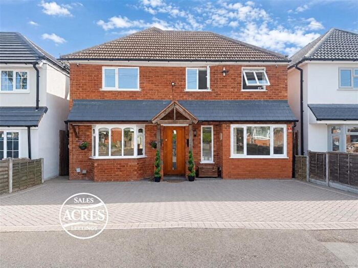 4 Bedroom Detached House For Sale In Roughley Drive, Four Oaks, Sutton Coldfield, B75
