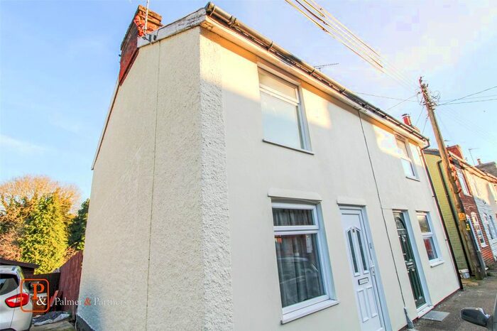 2 Bedroom Semi-Detached House To Rent In Cardinalls Road, Stowmarket IP14