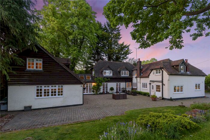 6 Bedroom Detached House For Sale In Glaston Hill Road, Eversley, RG27