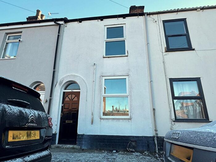 2 Bedroom Terraced House For Sale In Clarence Street, Burton-on-Trent, DE14