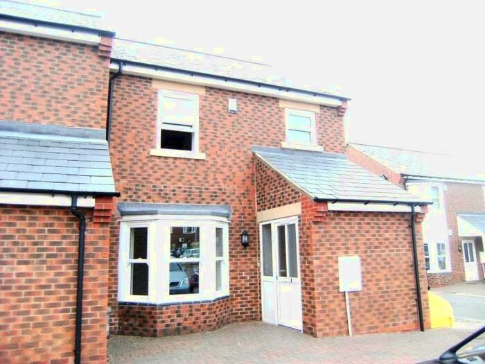 3 Bedroom Semi-Detached House To Rent In Victoria Court, Durham, DH1