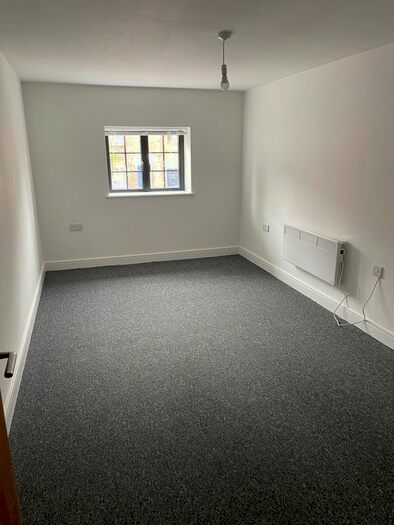Studio To Rent In Rockstone Lane, Southampton, SO14