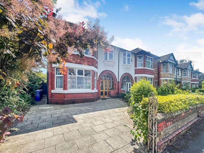 5 Bedroom Semi Detached House To Rent In Derby Road, Manchester, Greater Manchester, M14