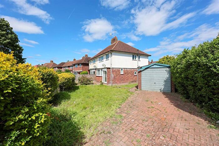 3 Bedroom Semi Detached House For Sale In Violet Avenue, Uxbridge, UB8